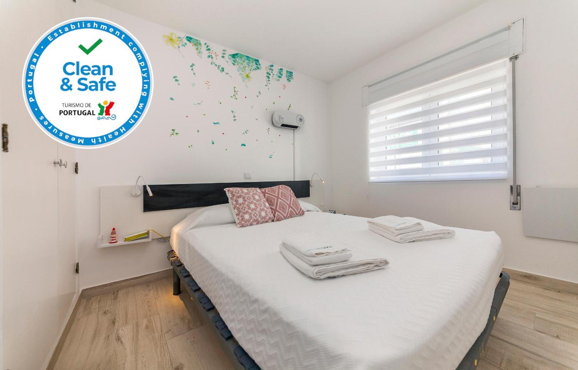 M - Martin & Tomas Guesthouse ลากอส ห้อง รูปภาพ