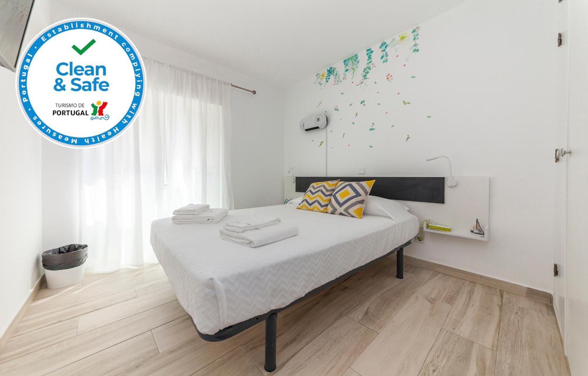 M - Martin & Tomas Guesthouse ลากอส ห้อง รูปภาพ