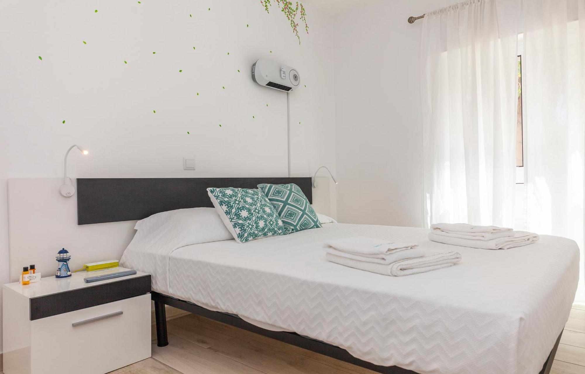 M - Martin & Tomas Guesthouse ลากอส ภายนอก รูปภาพ