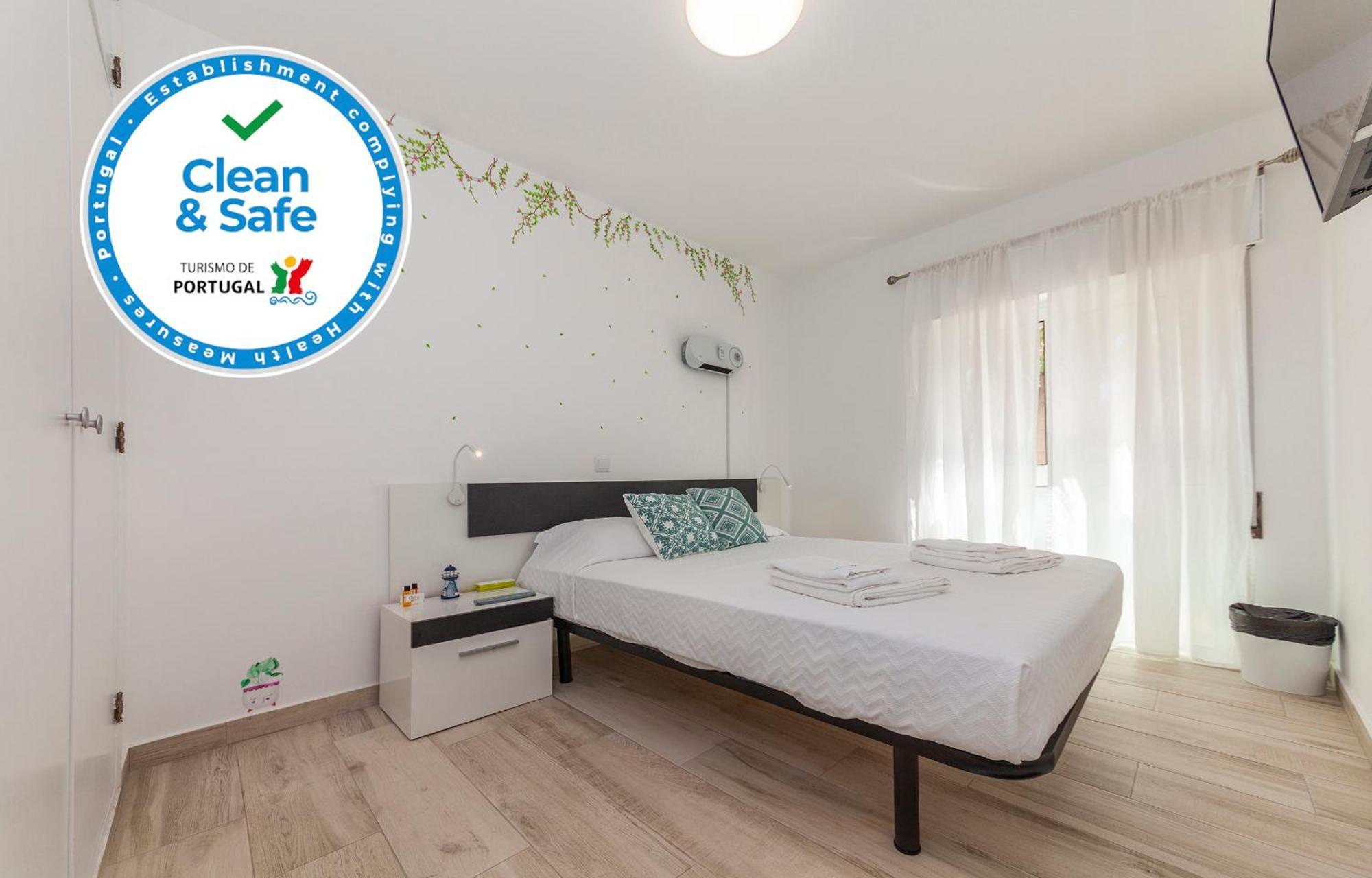 M - Martin & Tomas Guesthouse ลากอส ห้อง รูปภาพ